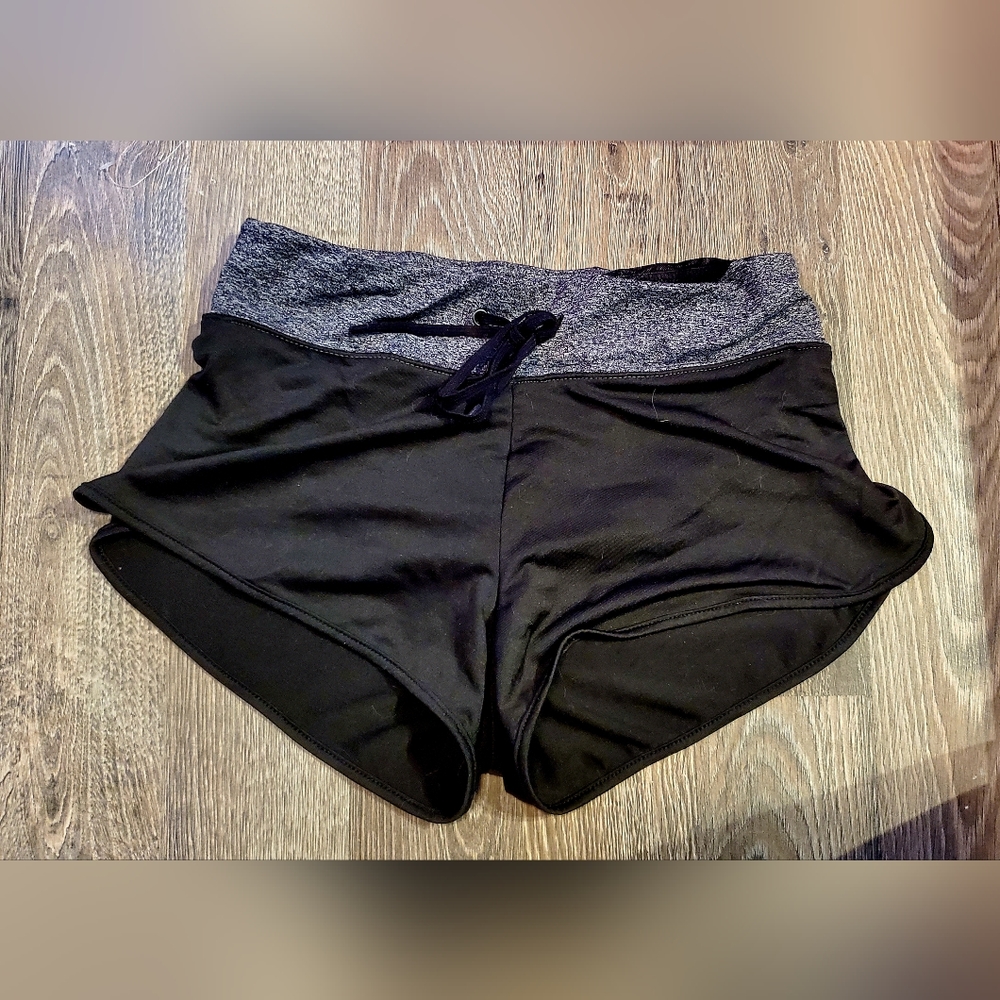 🖤 Active wear booty short 🖤